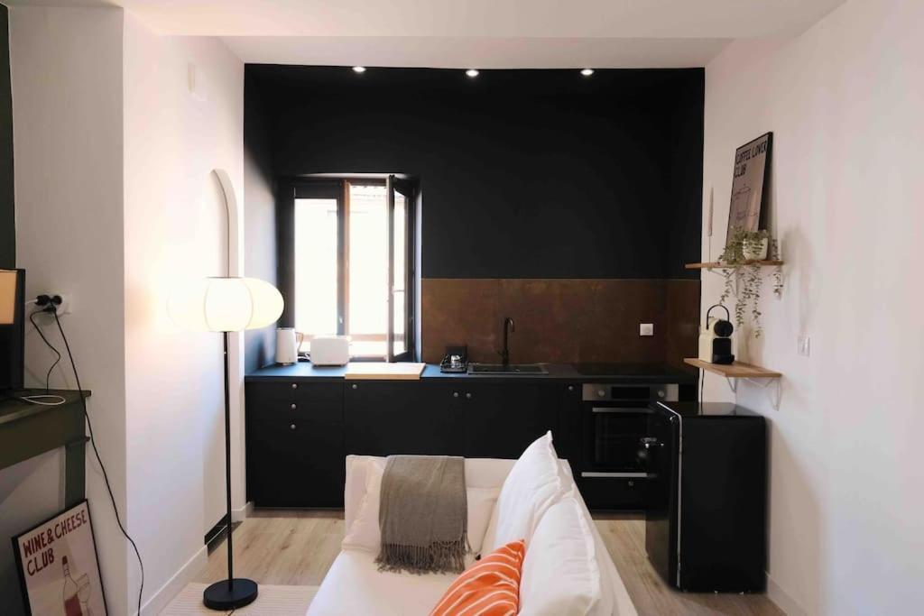 Le 23, Cocon Dans Le Centre Historique Apartment Montauban Exterior foto
